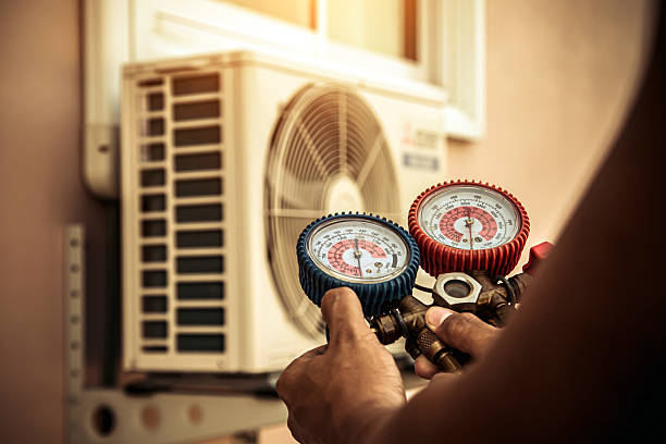 Professional Hvac Installation technician working in Springport, MI